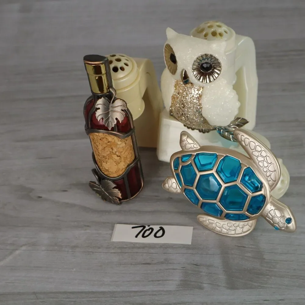 Bath & Body Works Sea Turtle Owl Wine bottl Wallflower Diffuser Plug In Lot of 3